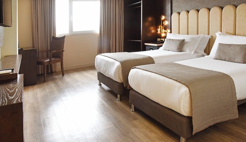 Twin Room, Non Smoking, City View