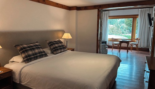 Double Room, Mountain View