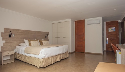 Superior Double Room, 1 King Bed, Non Smoking, Garden View
