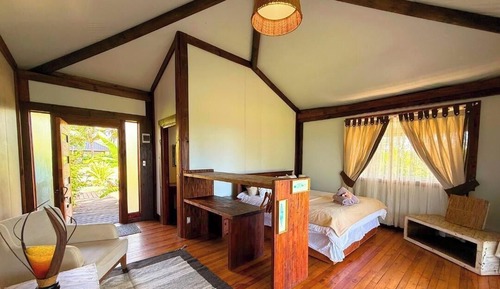 Comfort Cabin, Patio, Garden View