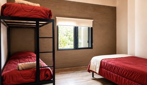 Classic Quadruple Room, Mountain View