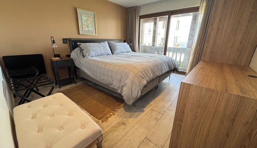 Apartment, Partial Sea View
