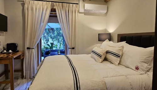 Deluxe Double or Twin Room, Balcony, Valley View