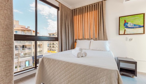 Superior Triple Room, City View