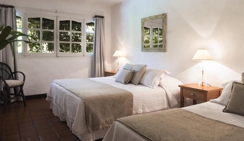 Classic Triple Room, Garden View
