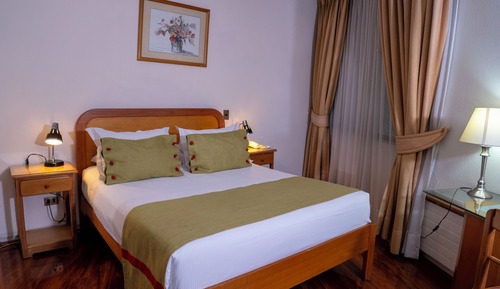 Executive Room