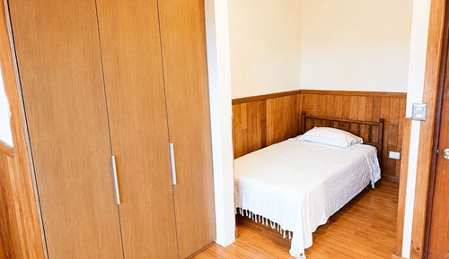 Classic Triple Room, Lake View