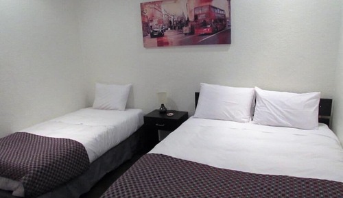 Triple Room