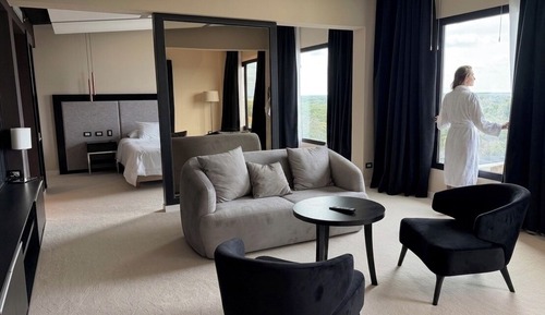 Studio Suite, Housekeeping, River View