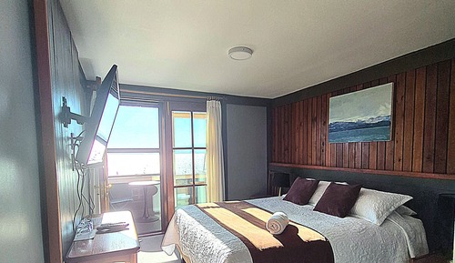Standard Double Room, Balcony, Lake View