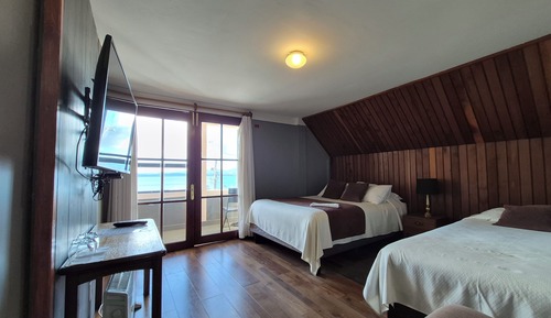 Standard Triple Room, Balcony, Lake View