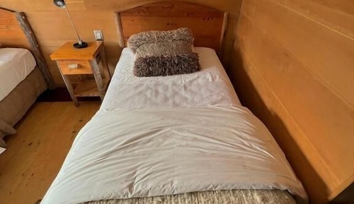 Standard Twin Room, City View