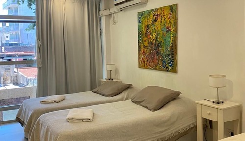 Studio, Kitchenette