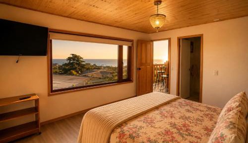 Deluxe Double Room with Balcony and Sea View