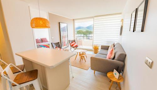 Two-Bedroom Apartment with Balcony and Sea View