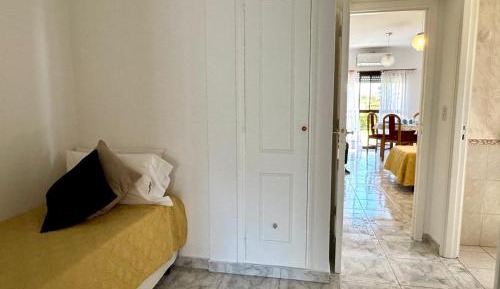 One-Bedroom Apartment with Balcony