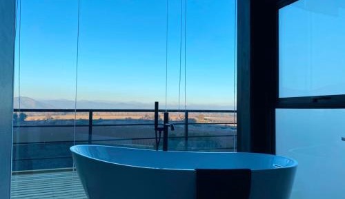 King Room with Mountain View