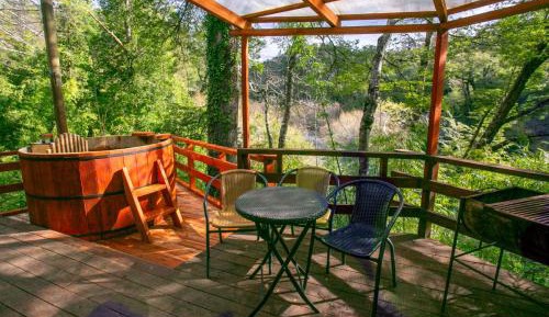 Bungalow (4 Adults)