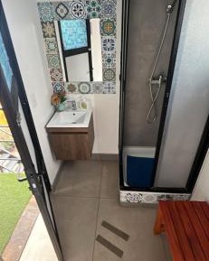 Standard Single Room with Shared Bathroom