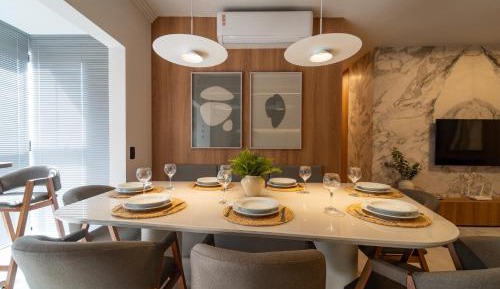 Three-Bedroom Apartment - High Floor