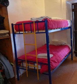 Single Bed in Mixed Dormitory Room