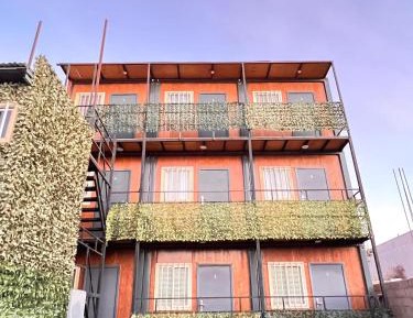 Studio Apartment with One Double Bed