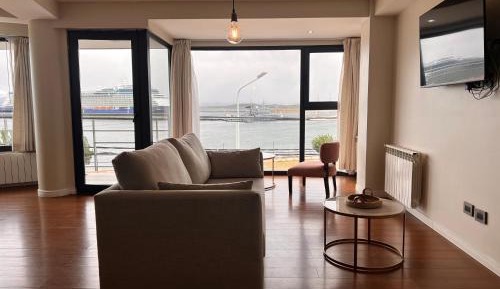 Two-Bedroom Apartment with Balcony and Sea View