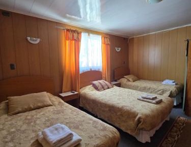 Triple Room with Private Bathroom