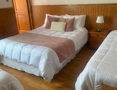Quadruple Room with Private Bathroom
