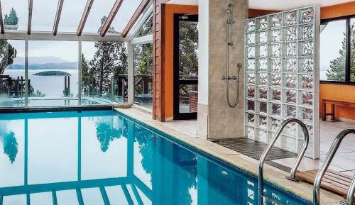 Two-Bedroom Deluxe Apartment