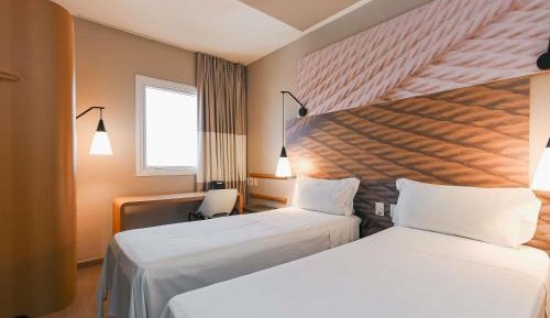 Standard Apartment with Twin Beds