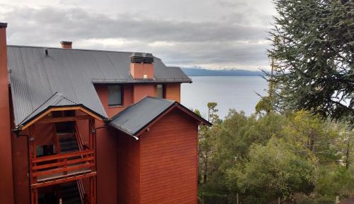Standard Two-Bedroom Apartment No Lake View