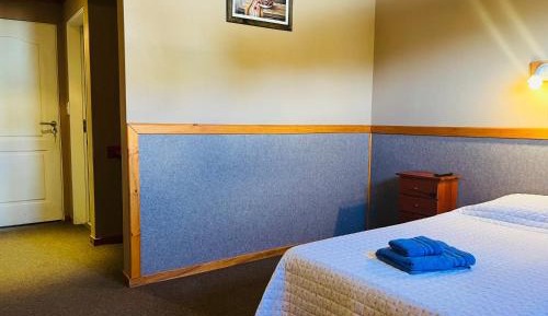 Single Room with Private Bathroom