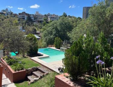 One-Bedroom Apartment with Garden View