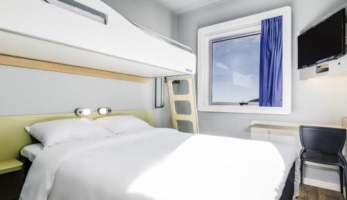 Standard Room with One Double and One Bunk Bed
