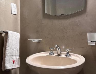 Basic Triple Room