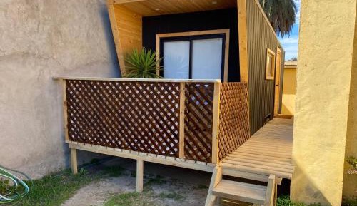 One-Bedroom Cottage