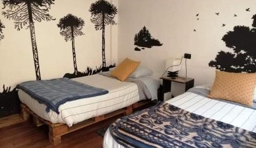 Standard Twin Room with Shared Bathroom