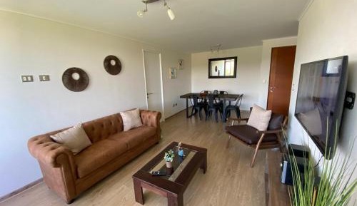 Two-Bedroom Apartment with Lake View