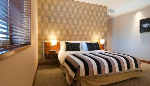 Premium King Room