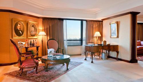 One-Bedroom Governor Suite with Terrace