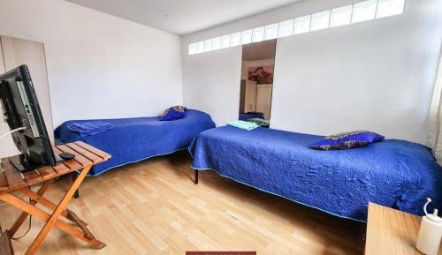 Twin Room with Private External Bathroom