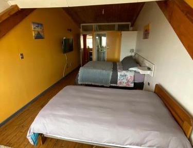 Triple Room with Sea View