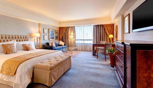Deluxe King Room