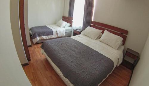 Twin Room with Private Bathroom