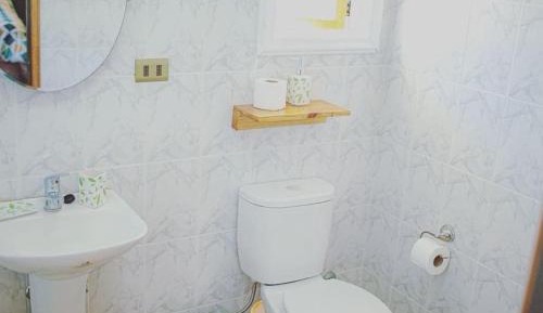 Standard Twin Room with Shared Bathroom