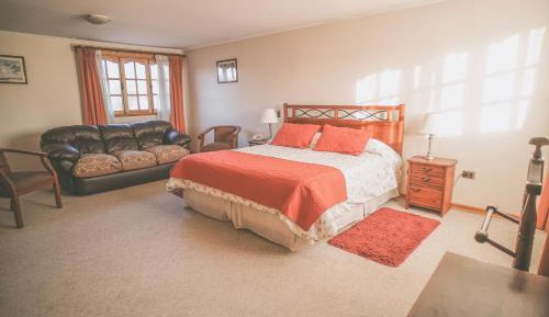 Suite with Mountain View