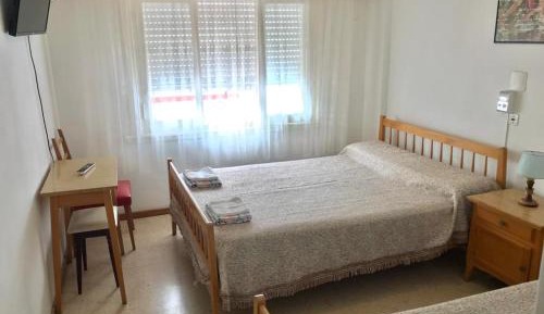 Triple Room with Private Bathroom