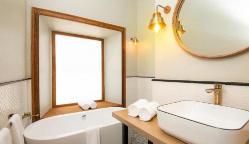 Triple Room with Bath