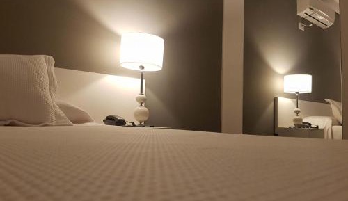 Queen Room with Pool View